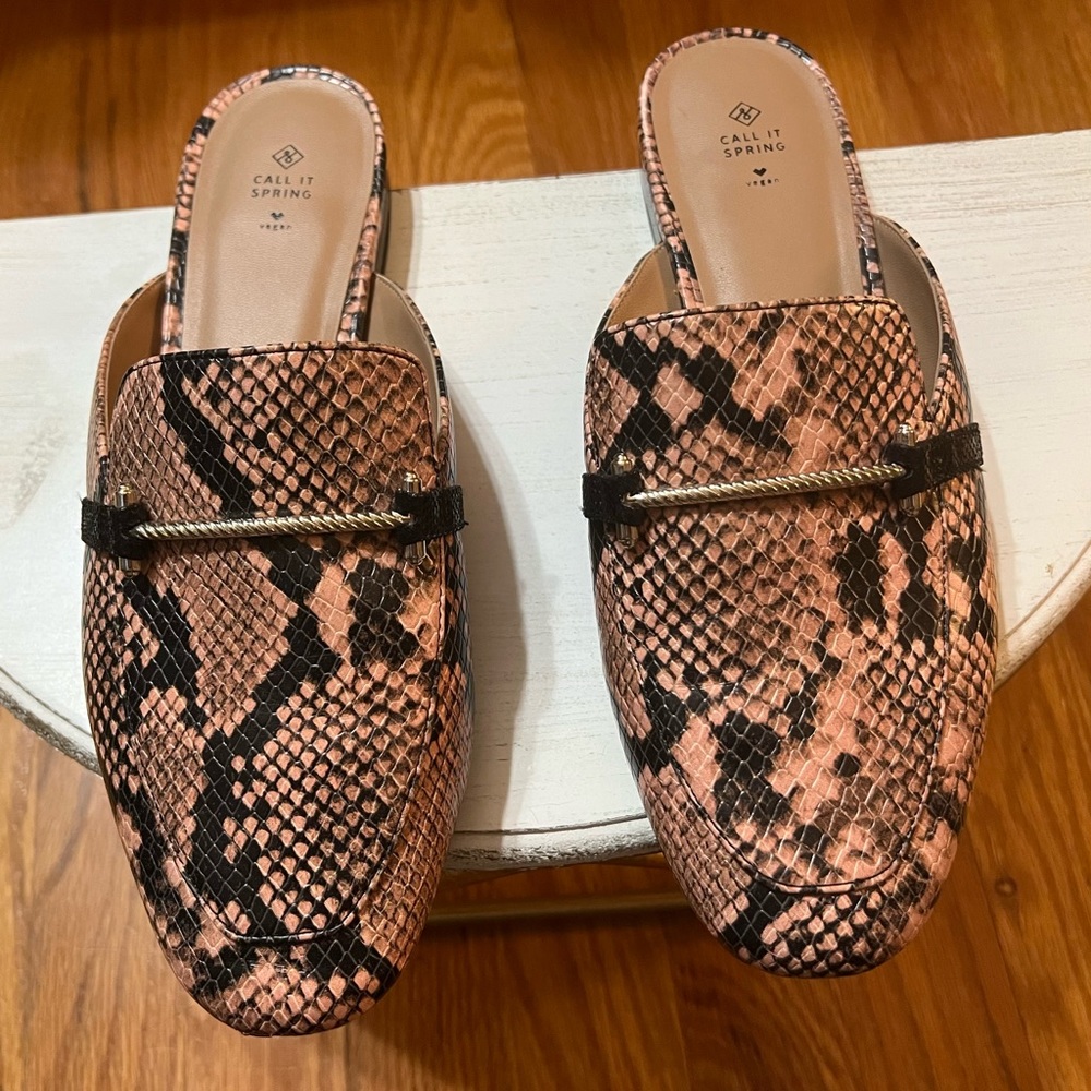 Call it Spring vegan size 8. Rose snakeskin mules